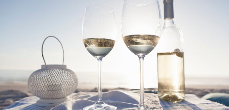 Chardonnay vs. Sauvignon Blanc: el duelo del verano