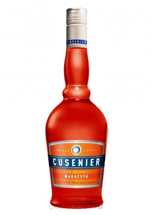 Cusenier Maracuyá Licor 700 ml