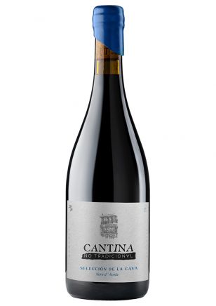 Cantina No Tradicional Selección de la Cava Nero DAvola