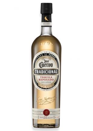 José Cuervo Tradicional 100% Agave Tequila 695 ml