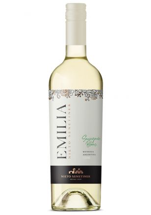 Emilia Nieto Senetiner Sauvignon Blanc